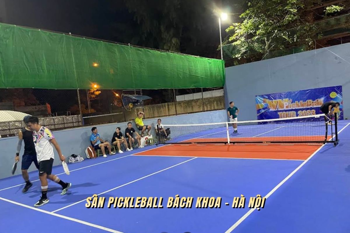 Sân pickleball Bách Khoa
