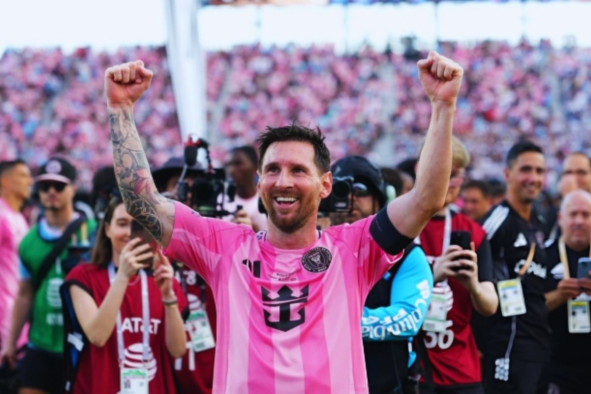 Vì sao Messi vẫn còn khả năng tranh Quả Bóng Vàng 2026