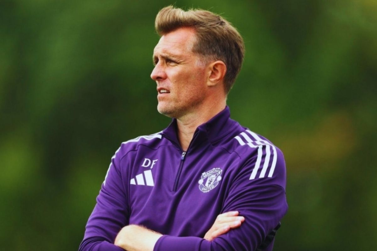 Darren Fletcher giữ vị trí HLV tạm quyền tại MU