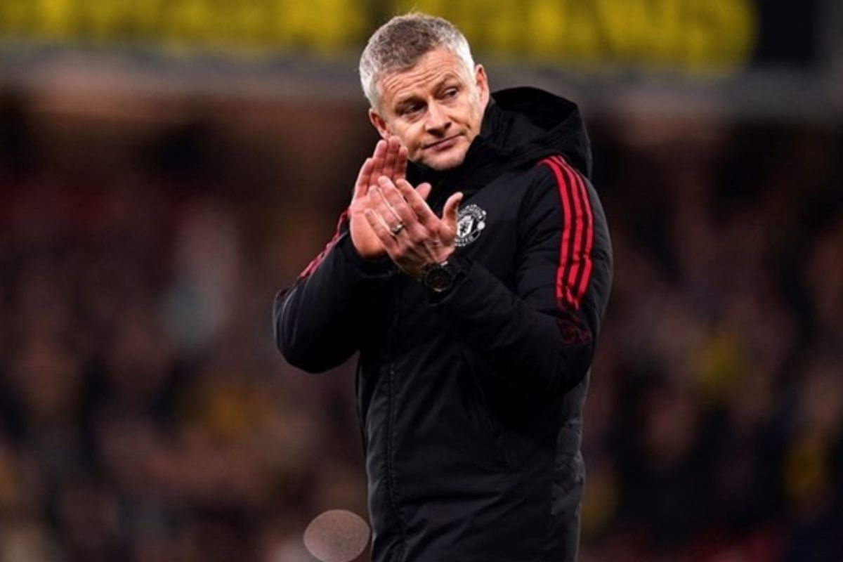 solskjaer-co-the-bo-tui-141-ty-dong-khi-nhan-loi-dan-dat-mu