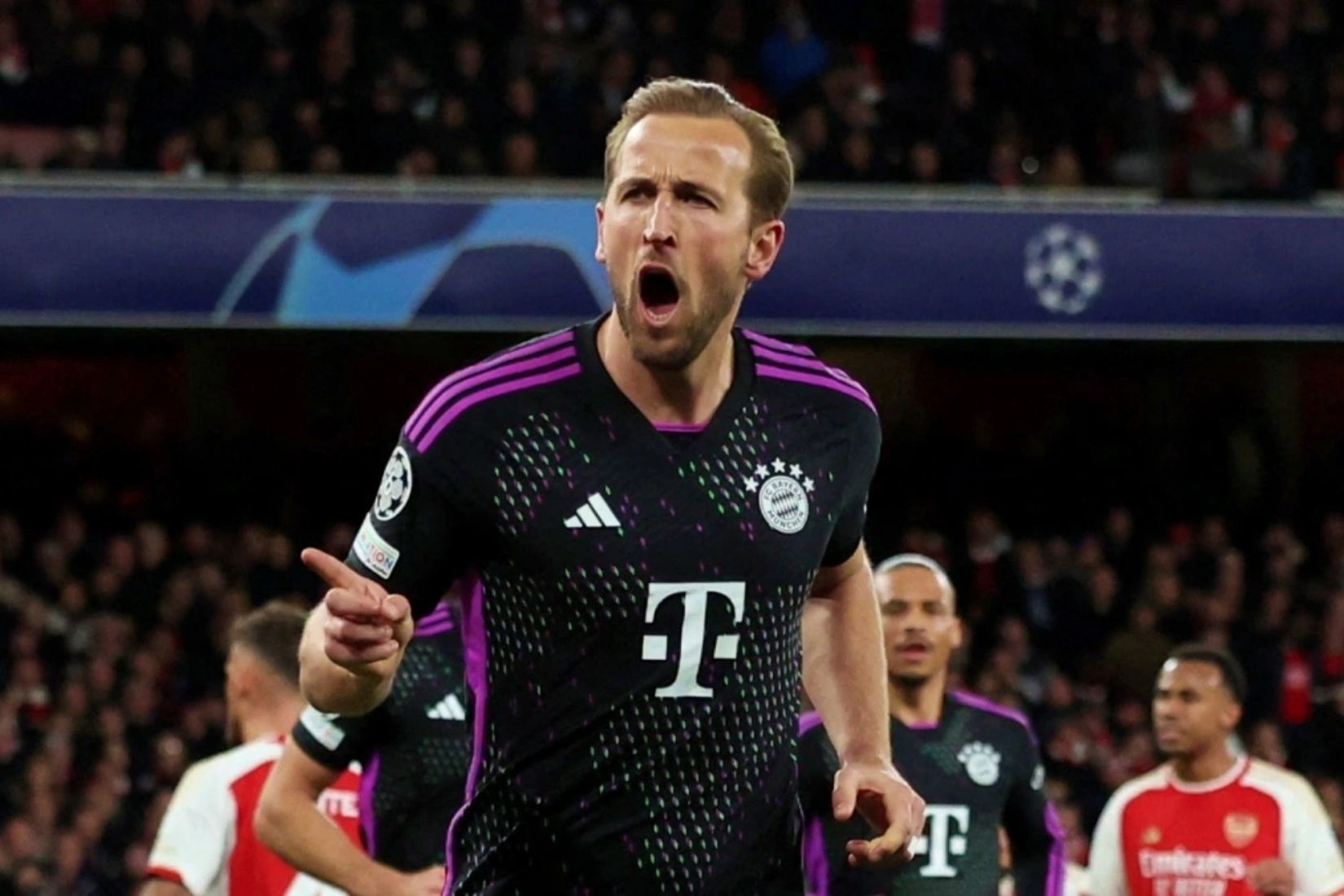 ky-tich-cua-harry-kane-can-bang-ky-luc-60-nam-o-bundesliga