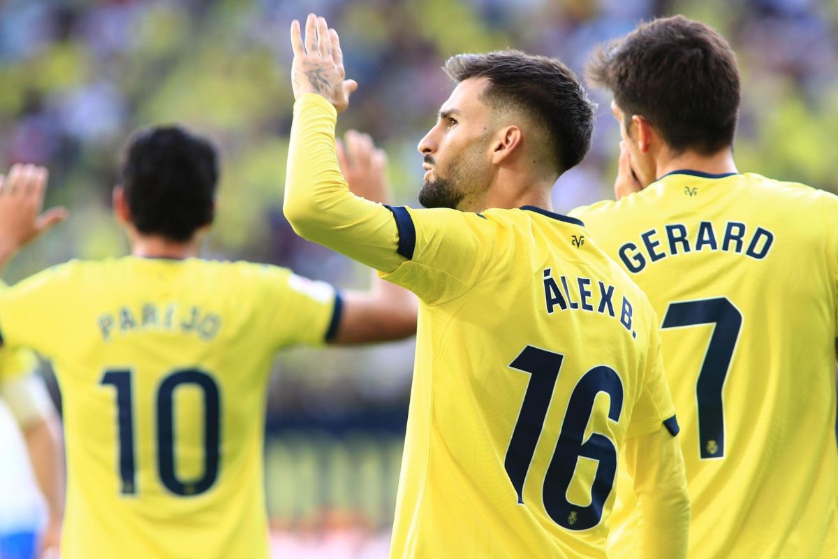 Villarreal thi đấu thăng hoa và giữ vững vị trí trong Top 3.