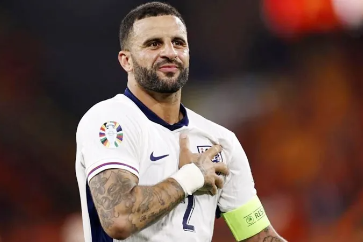 Kyle Walker tuyên bố chia tay tuyển Anh