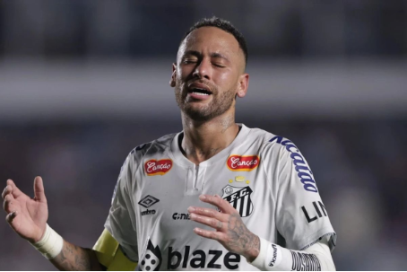 neymar-bat-luc-santos-van-nhan-that-bai