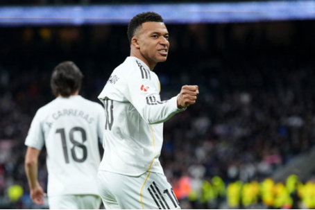 su-co-kham-nham-chan-cho-mbappe-loi-giai-thich-tu-nguoi-trong-cuoc