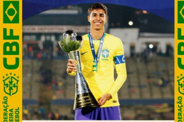 CHÍNH THỨC: Brazil Triệu Tập Khẩn Cấp "Đá Tảng" 20 Tuổi Vitor Reis Trám Lỗ Hổng Hàng Thủ