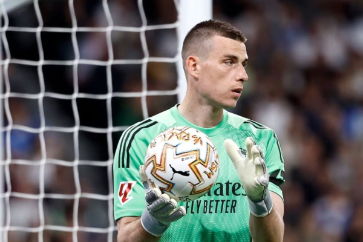 Thế Tiến Thoái Lưỡng Nan Của Andriy Lunin: Kẻ Đóng Thế Vĩ Đại Muốn Rời Đi, Real Madrid Kiên Quyết Gi