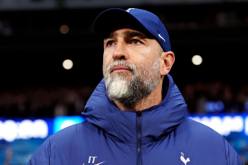 Tottenham Sa Thải HLV Thứ Ba Trong Một Mùa, Nguy Cơ Xuống Hạng Hiện Hữu