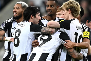 Newcastle Không Sợ Thua 7 Trận: Họ Sợ Mất Tiền